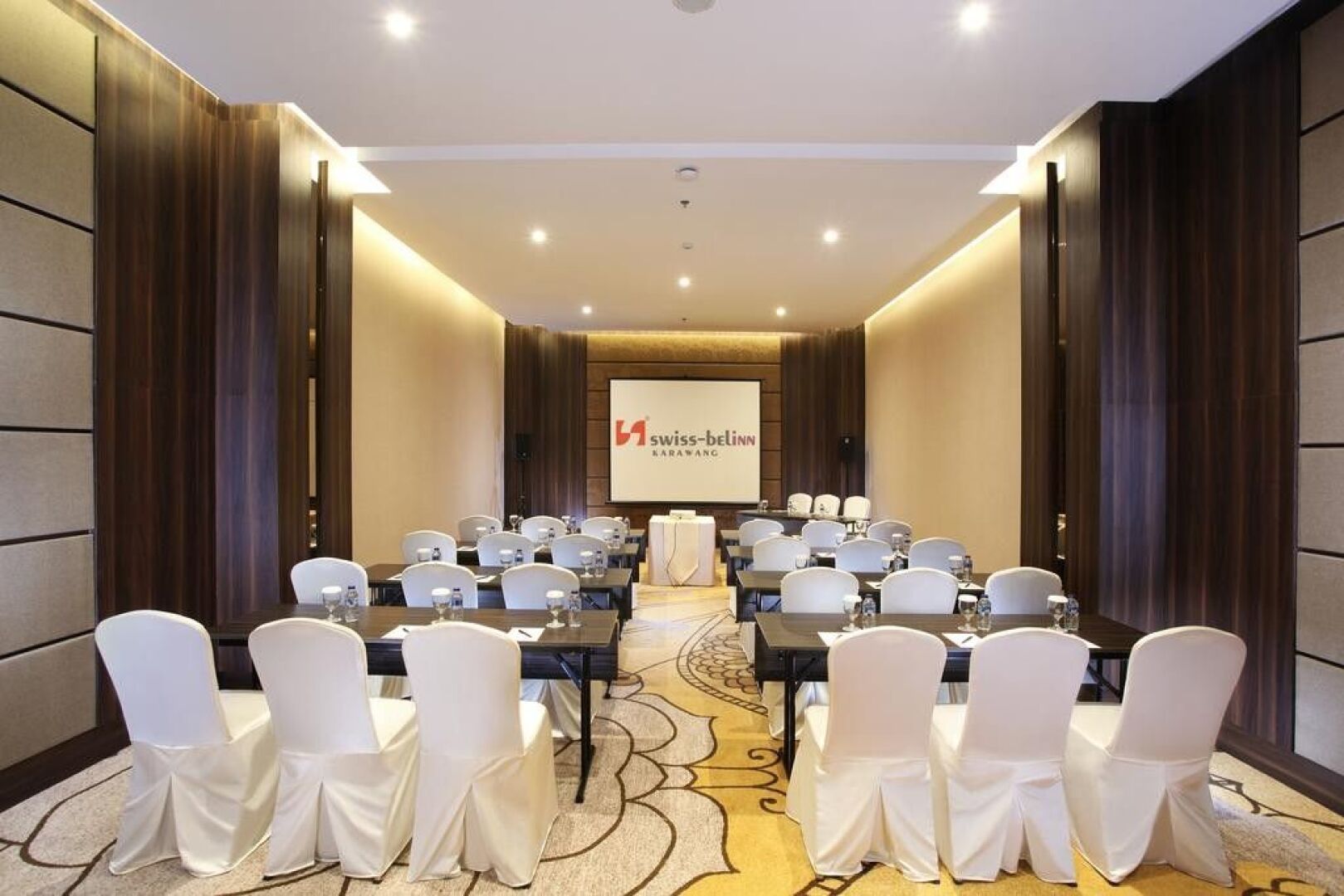 Swiss Belinn Karawang