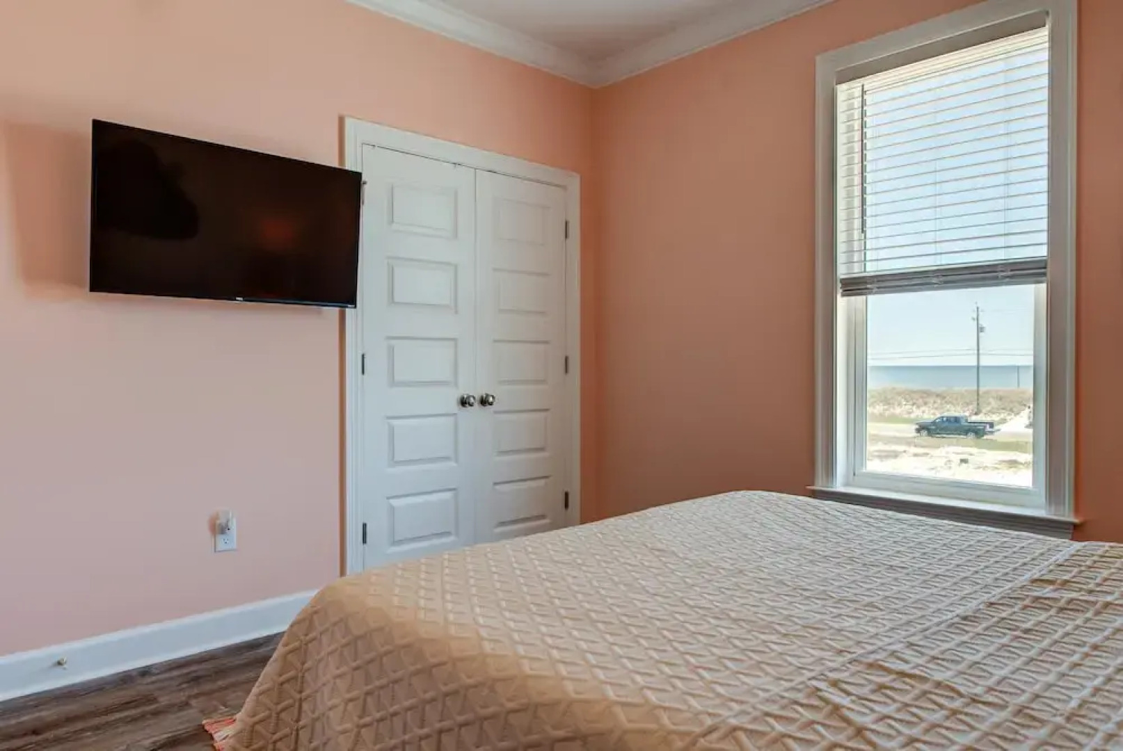 Blue Oasis - 2500 Bienville Blvd