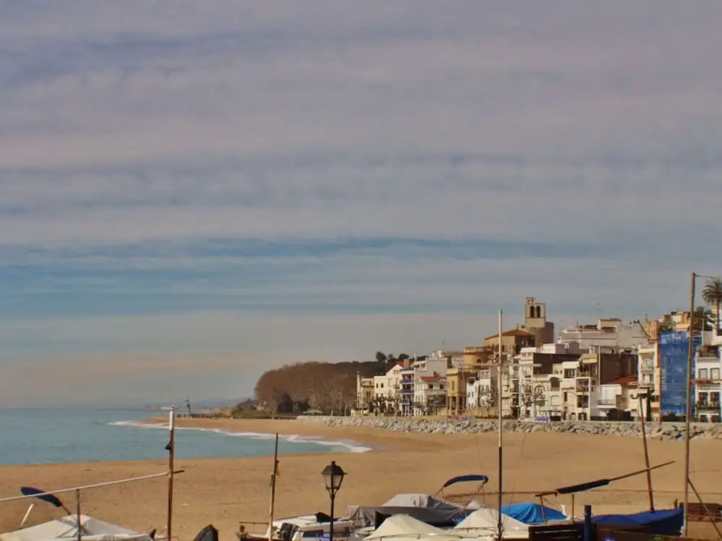 Lovely Holiday Home in Sant Pol de Mar near Sea & Beach