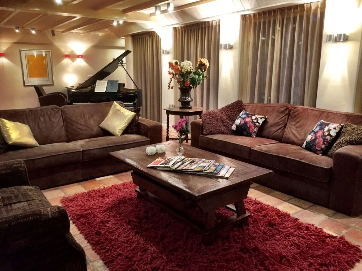 Lush Holiday Home in Oeffelt with 2 Saunas & Hot Tubs