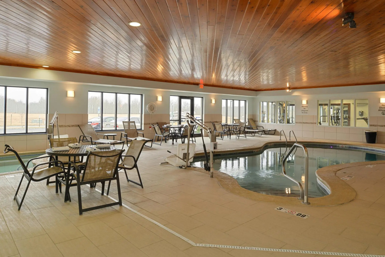 Holiday Inn Express & Suites Greenfield by IHG