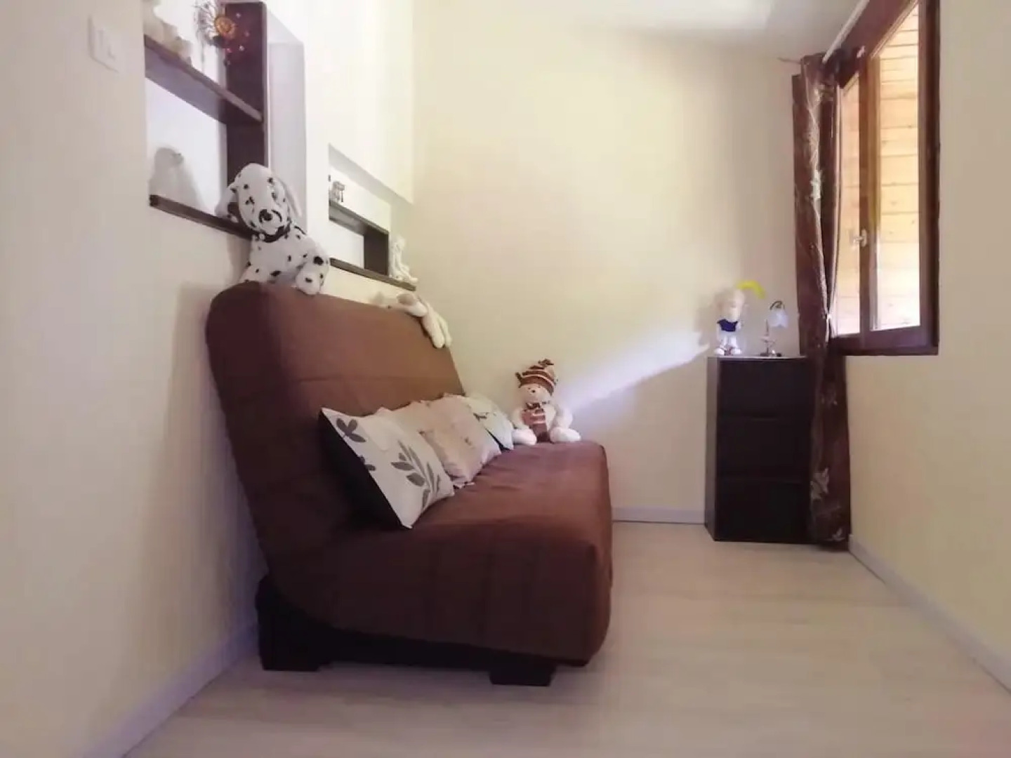 Apartment with 2 Bedrooms in Saint-Rambert-En-Bugey, with Wonderful Mountain View, Enclosed Garden And Wifi