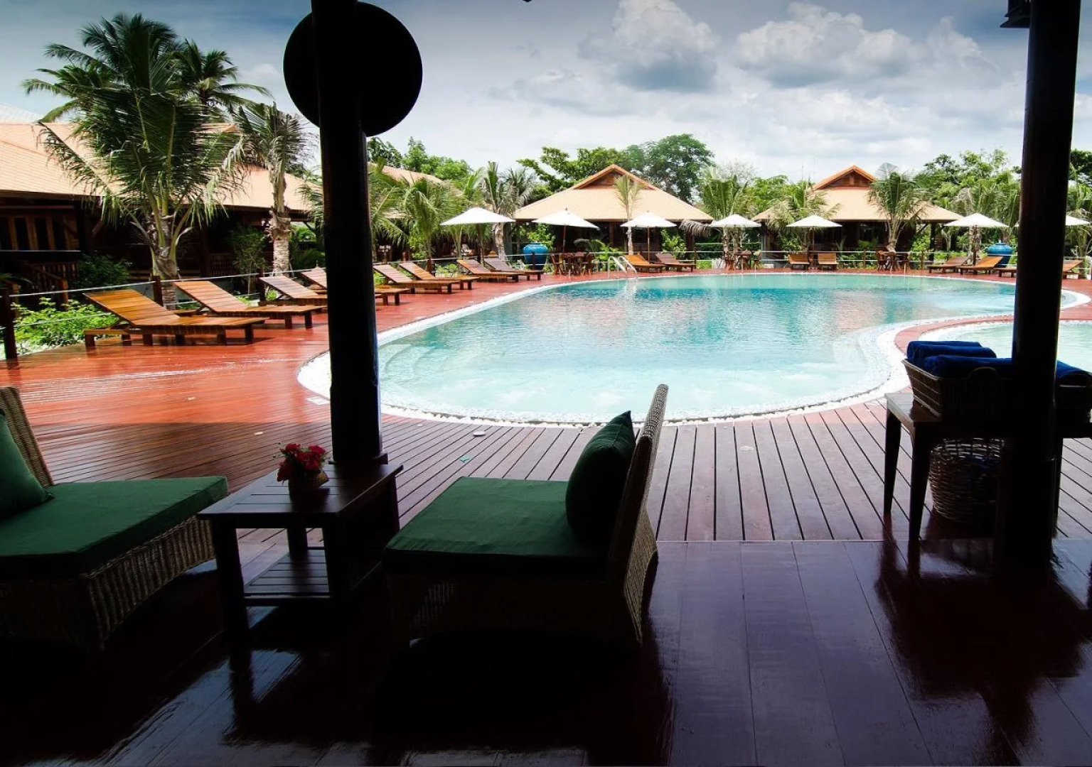 Maikaew Damnoen Resort