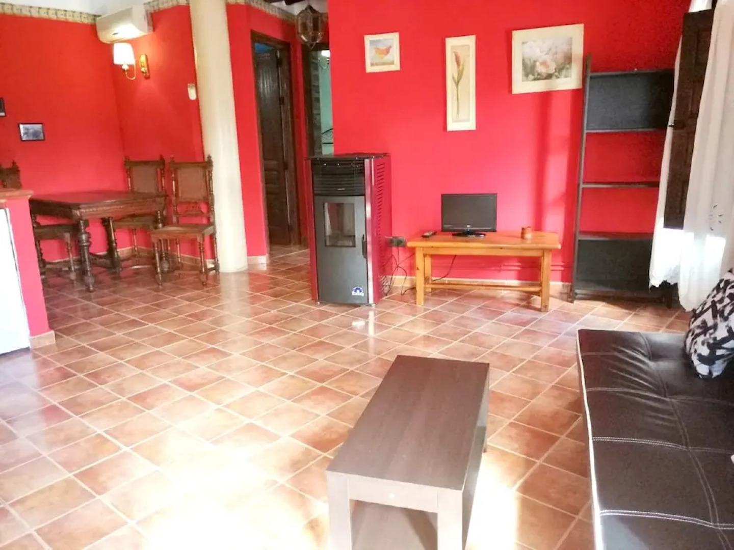 Apartment With 2 Bedrooms in San Martín de Valdeiglesias, With Wonderful Mountain View and Furnished Terrace