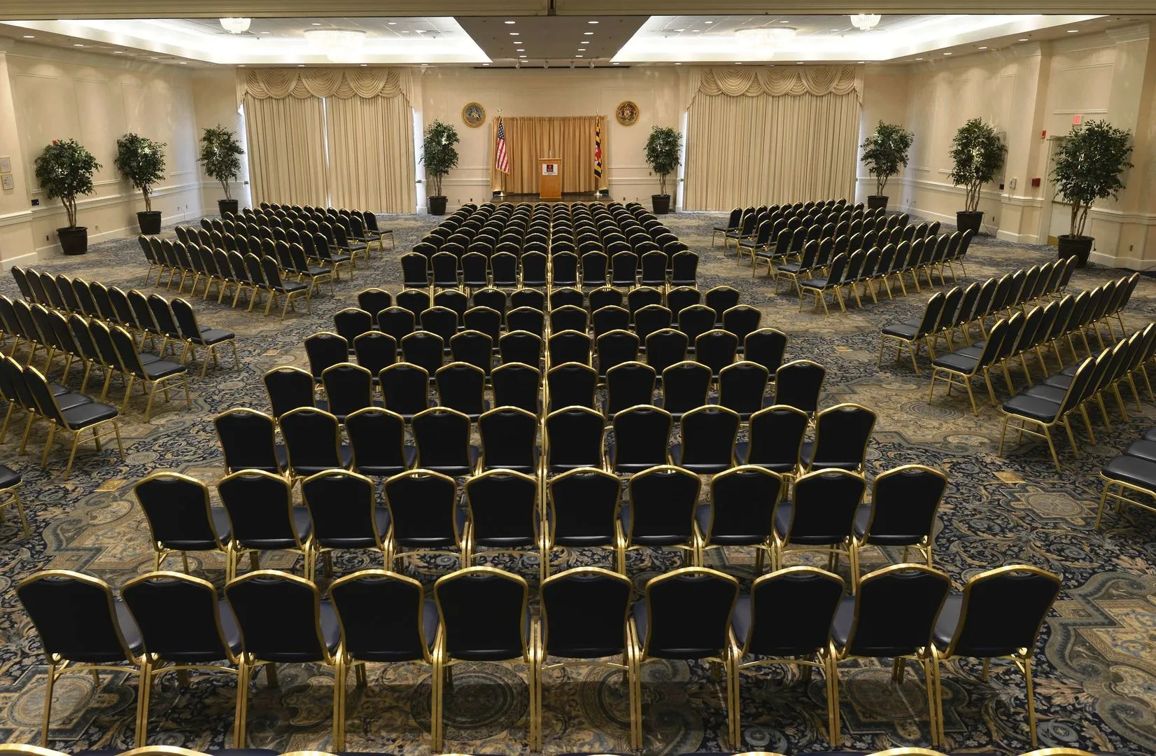 Marigot Beach Suites