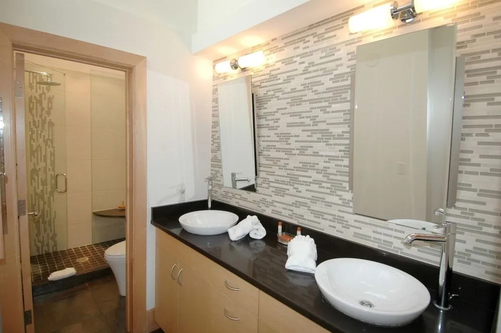 Clarendon by Frias Properties