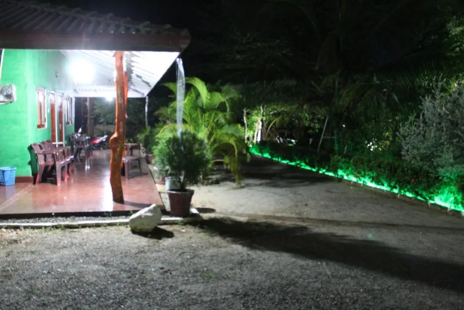 Walawa Cottage and Family Villa