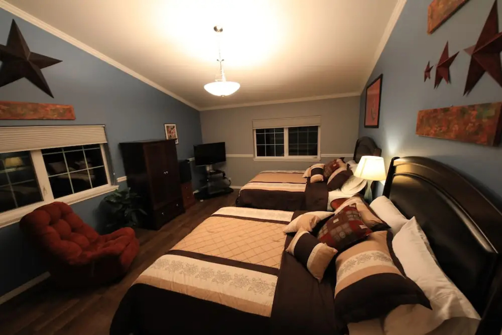 Aurora Pioneer Manor