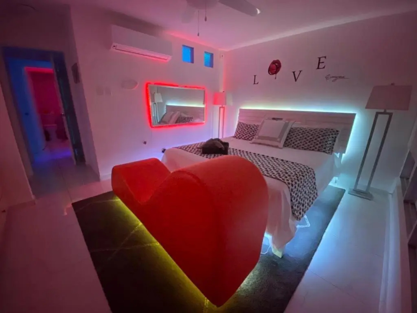 Ocean View apt on Isla Verde in a 14th floor