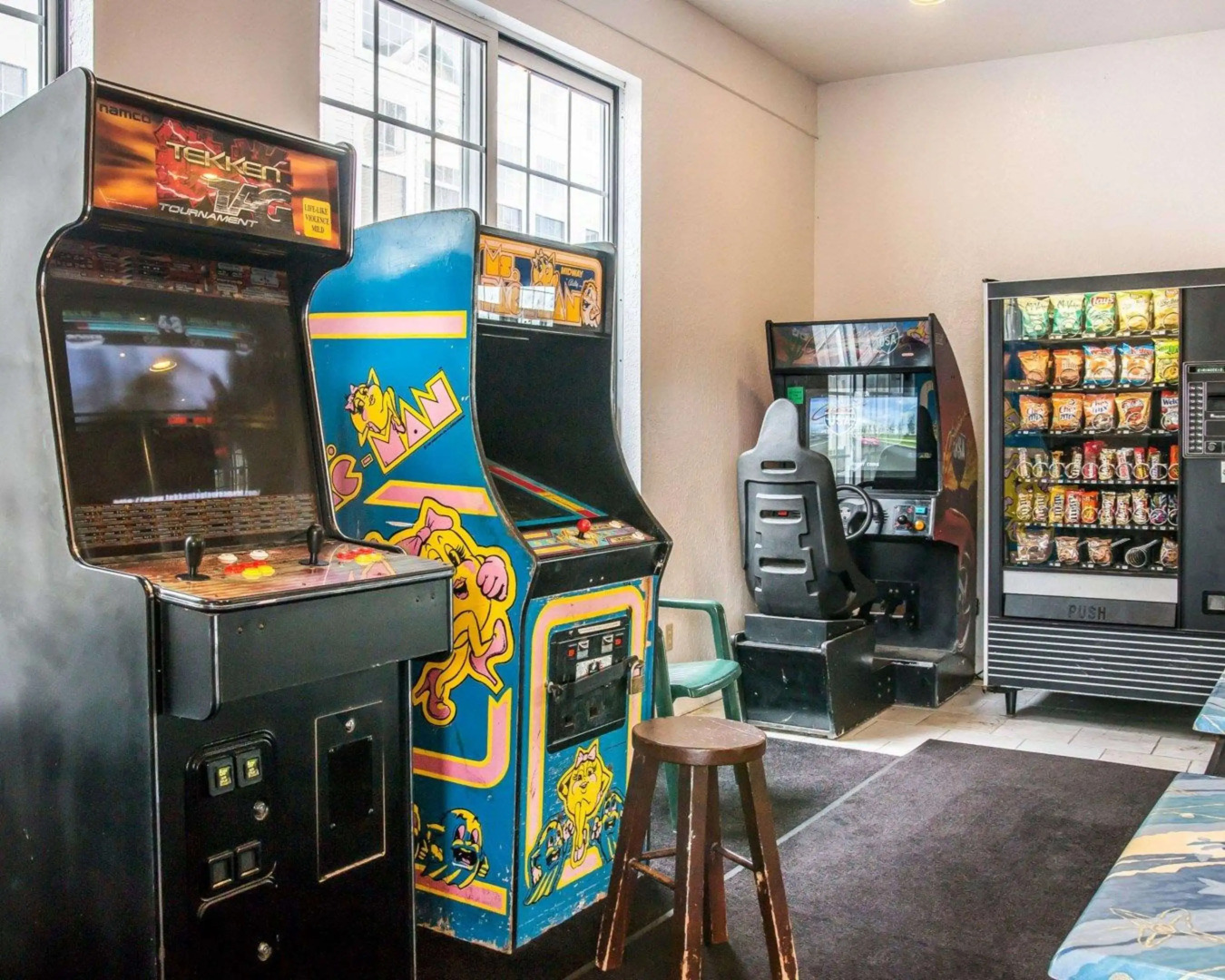 Clarion Hotel Mackinaw City Beachfront