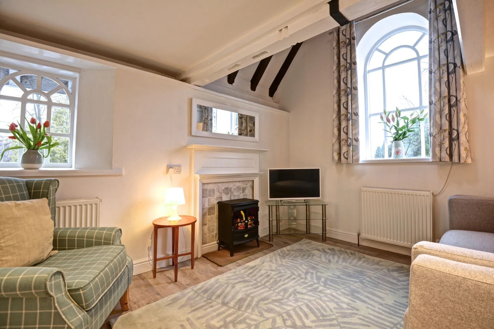 Holiday Cottages and North Star Apartment