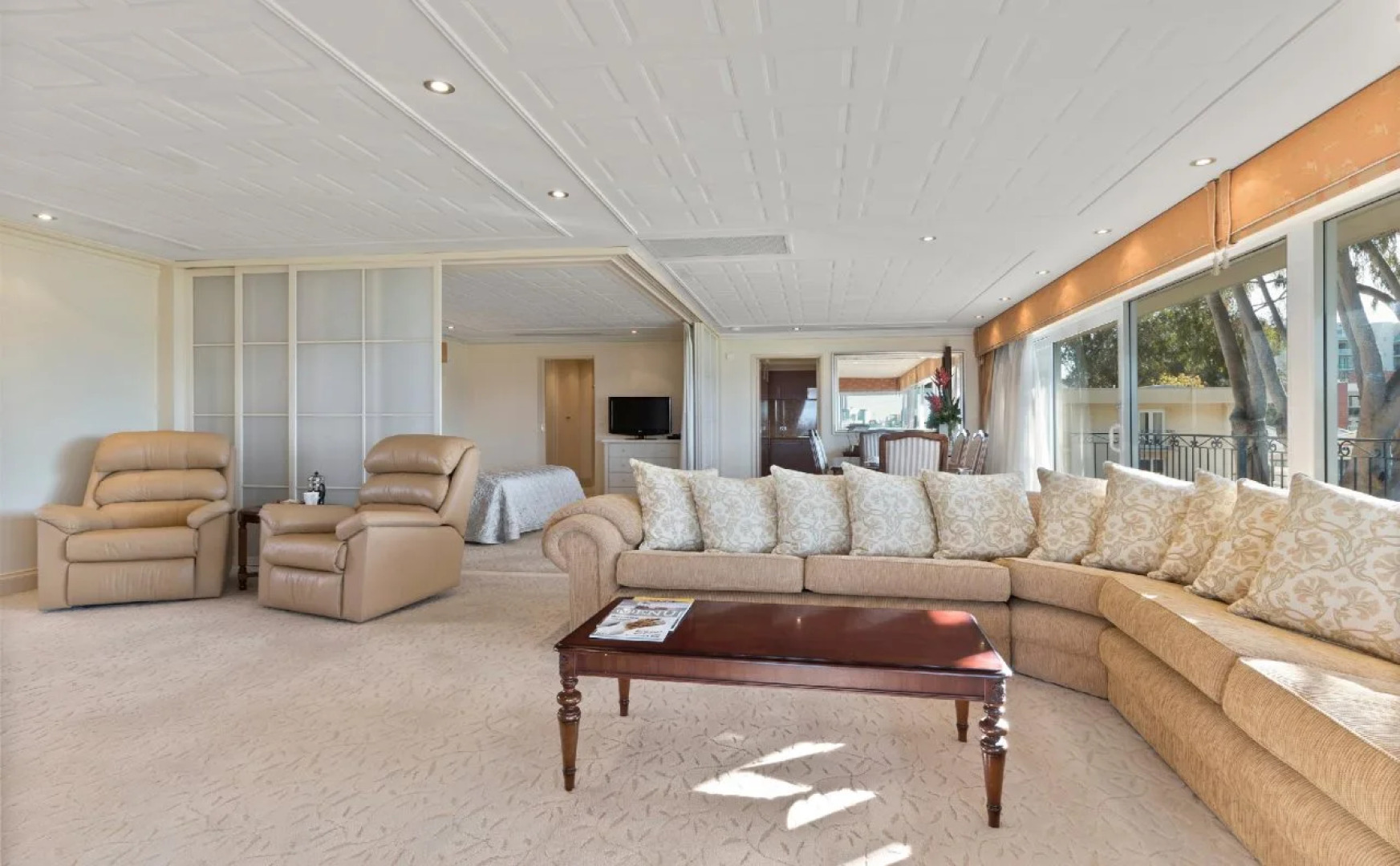 The Peninsula Riverside Serviced Apartments