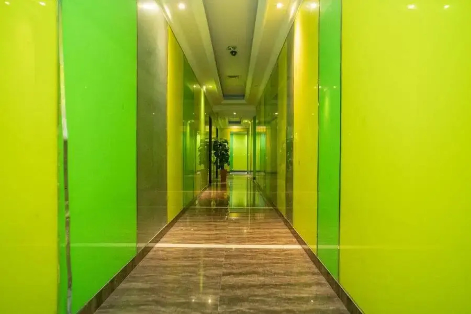 RedDoorz Plus near Simpang Tiga Tritayasa Cilegon