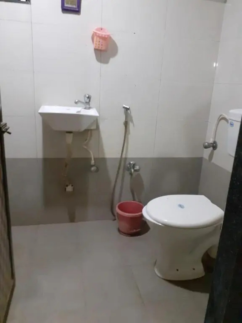 Nitish home stay ac room