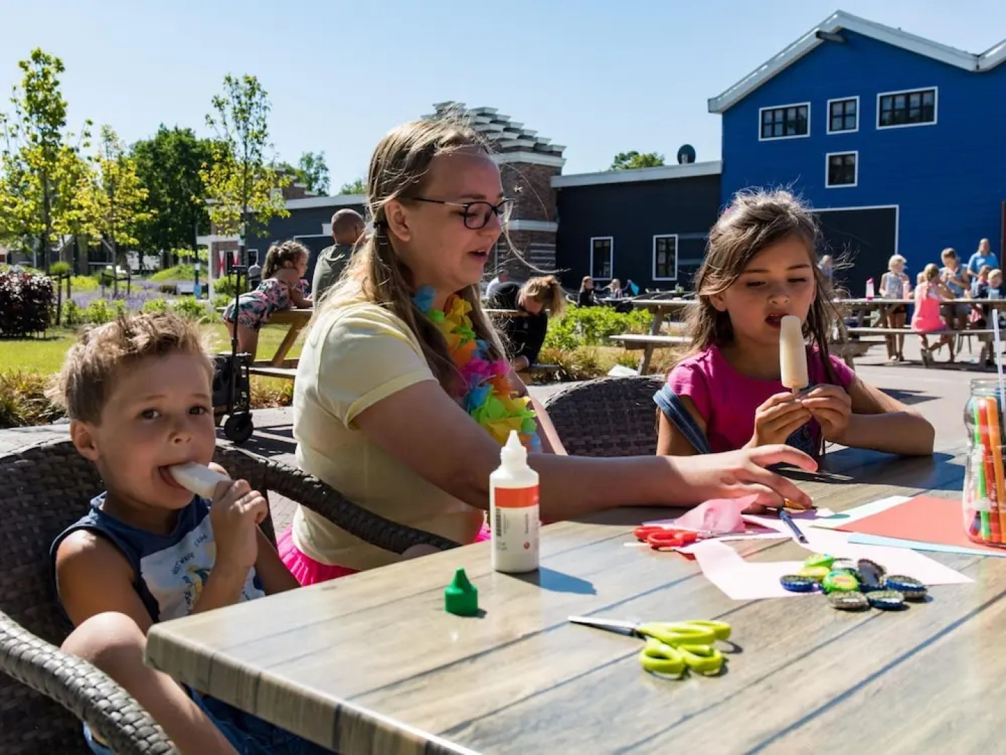 Chalet Near Zuiderzee With Garden