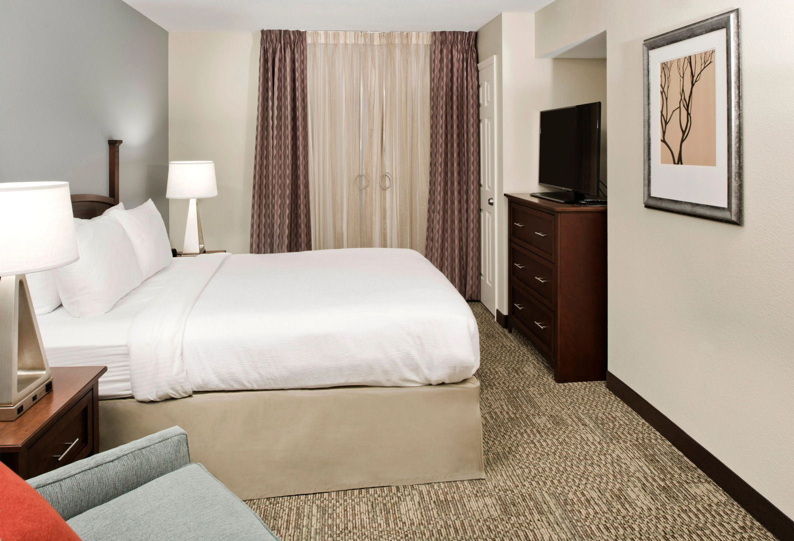 Staybridge Suites Charlotte Ballantyne by IHG