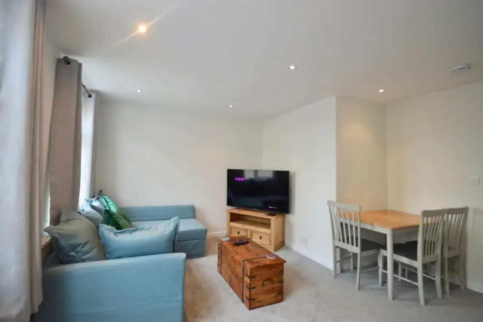 Modern Flat With Parking