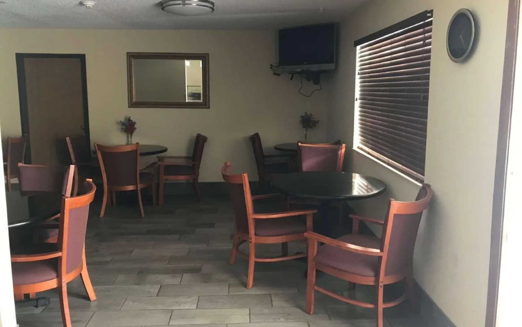 Super 8 by Wyndham Lawrence