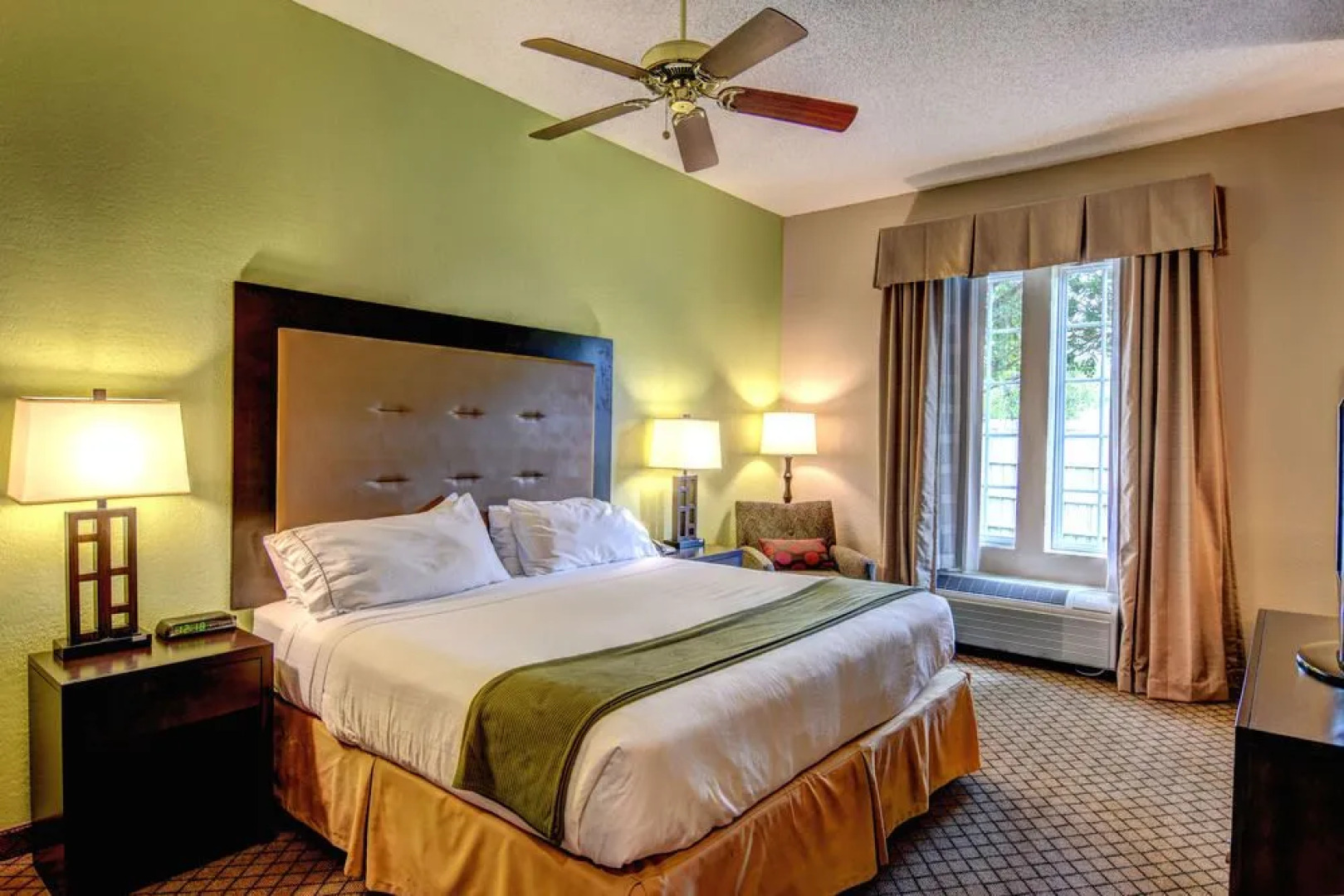 The Inn at River Landing