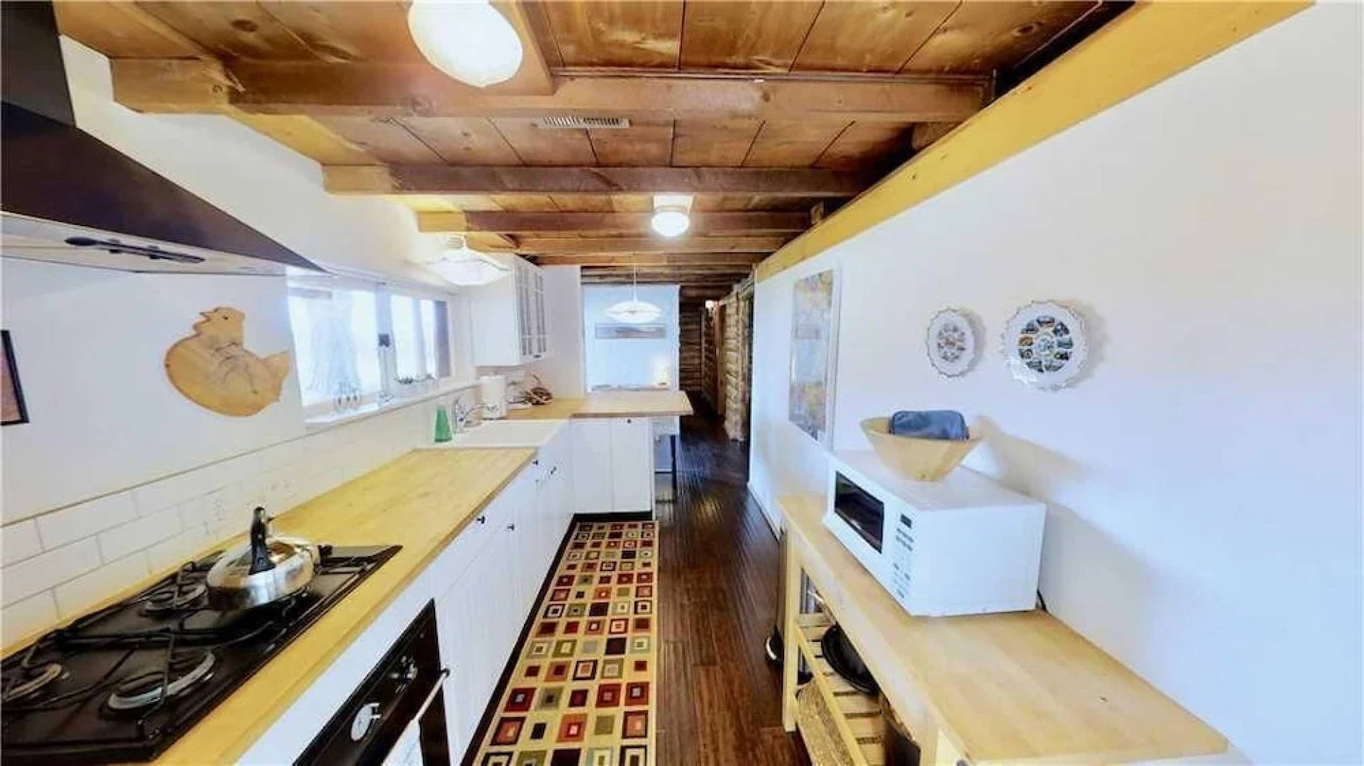 Pack Creek Road House by RedAwning