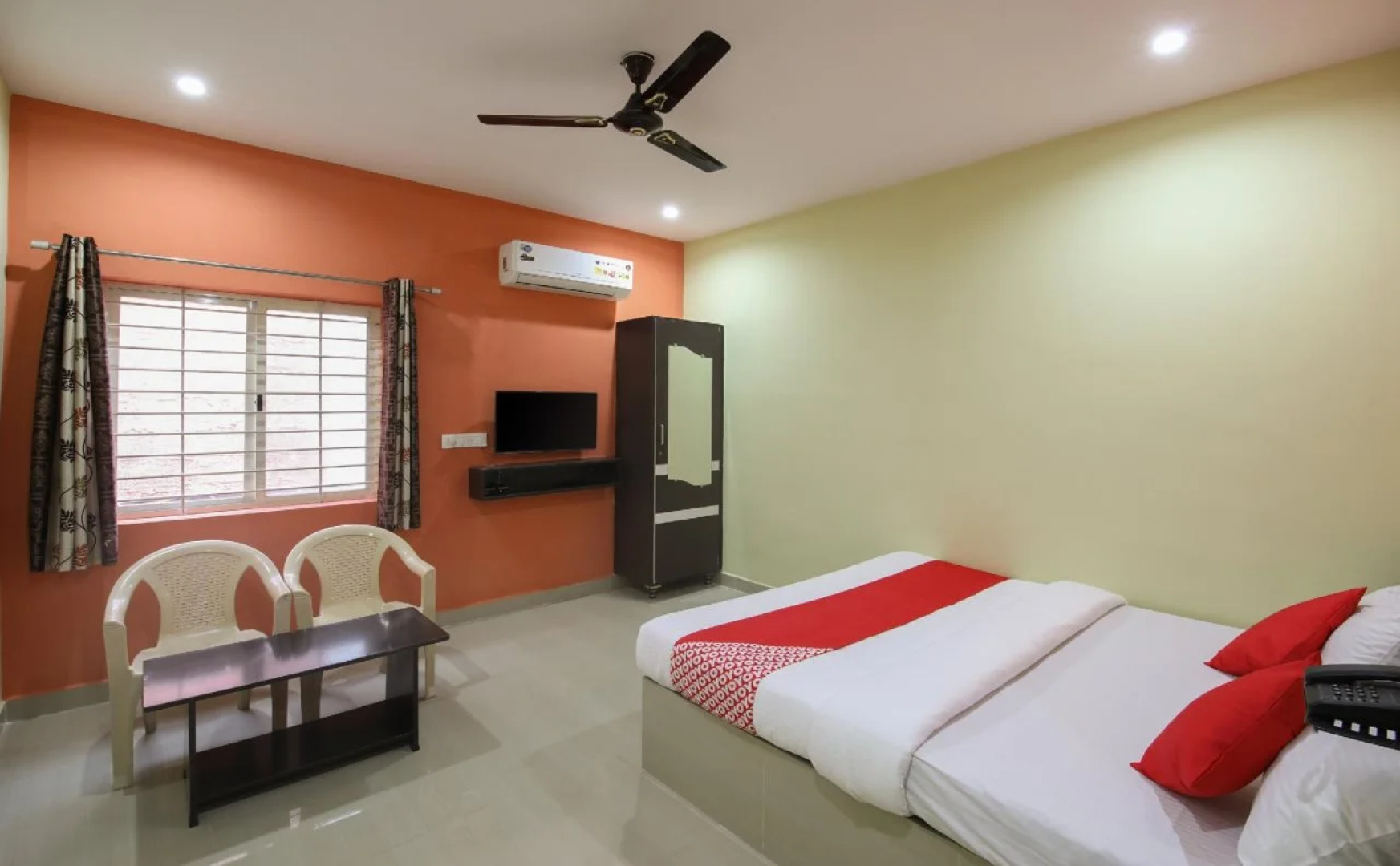 H3 Rooms By OYO Rooms