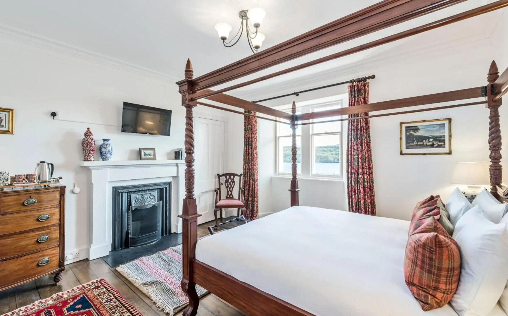 The Old Manse, Loch Ness (highland-escape)