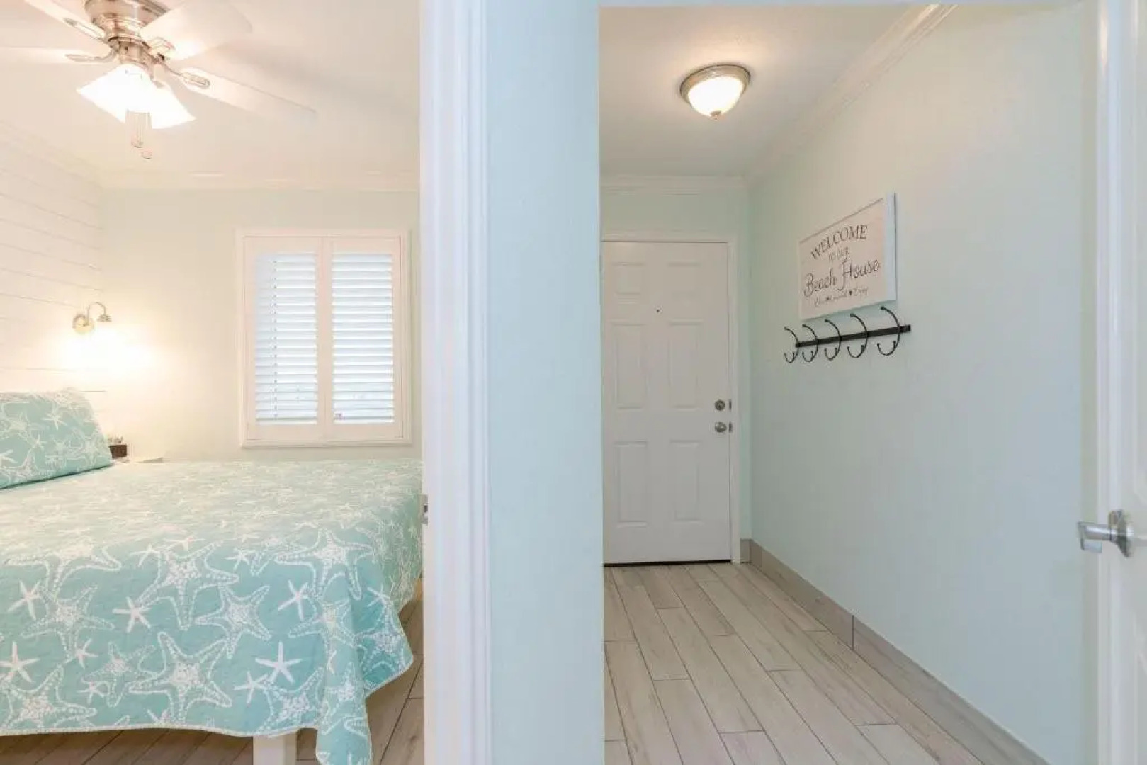 Seascape 2302 Hotel Room