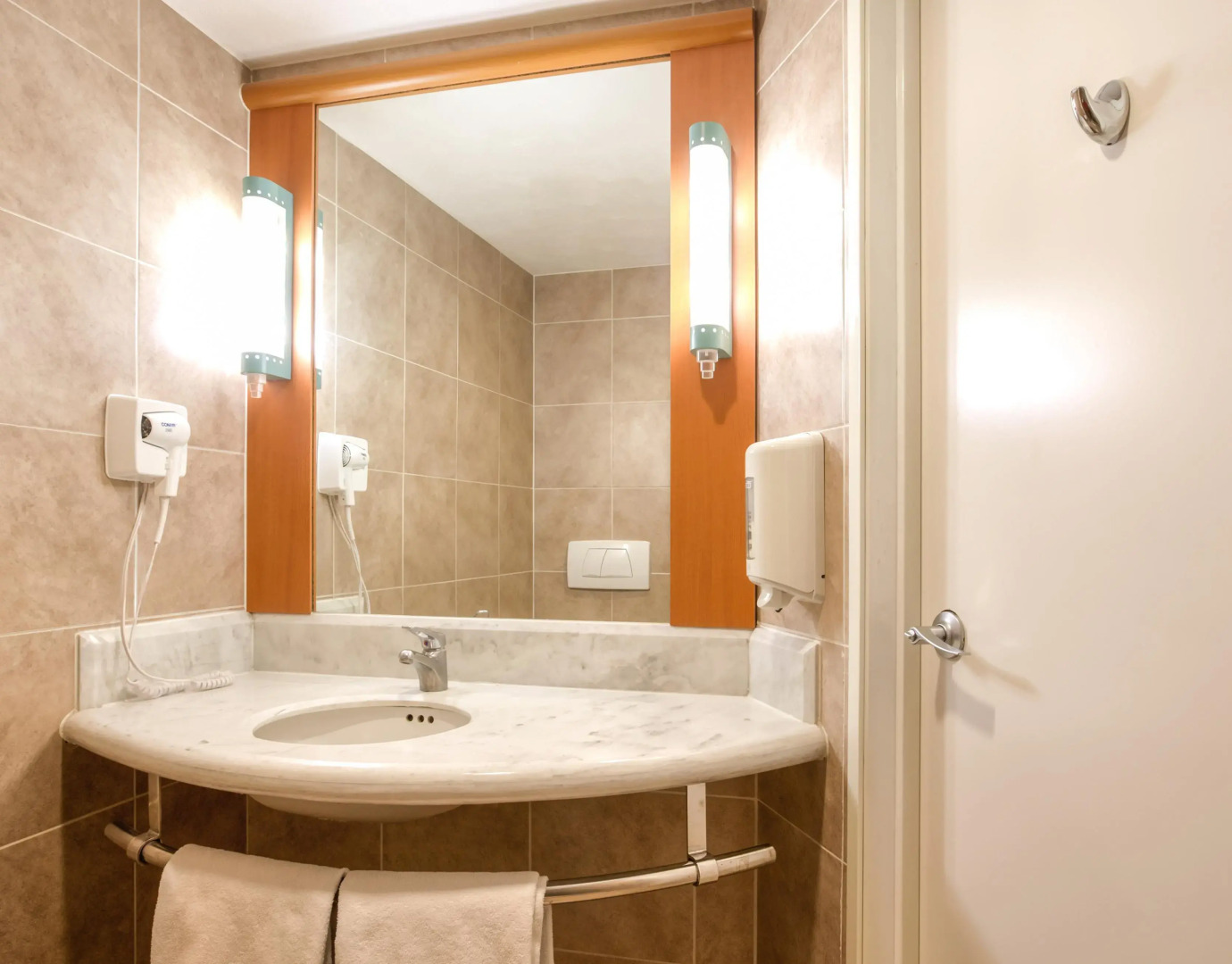 ibis Guadalajara Expo