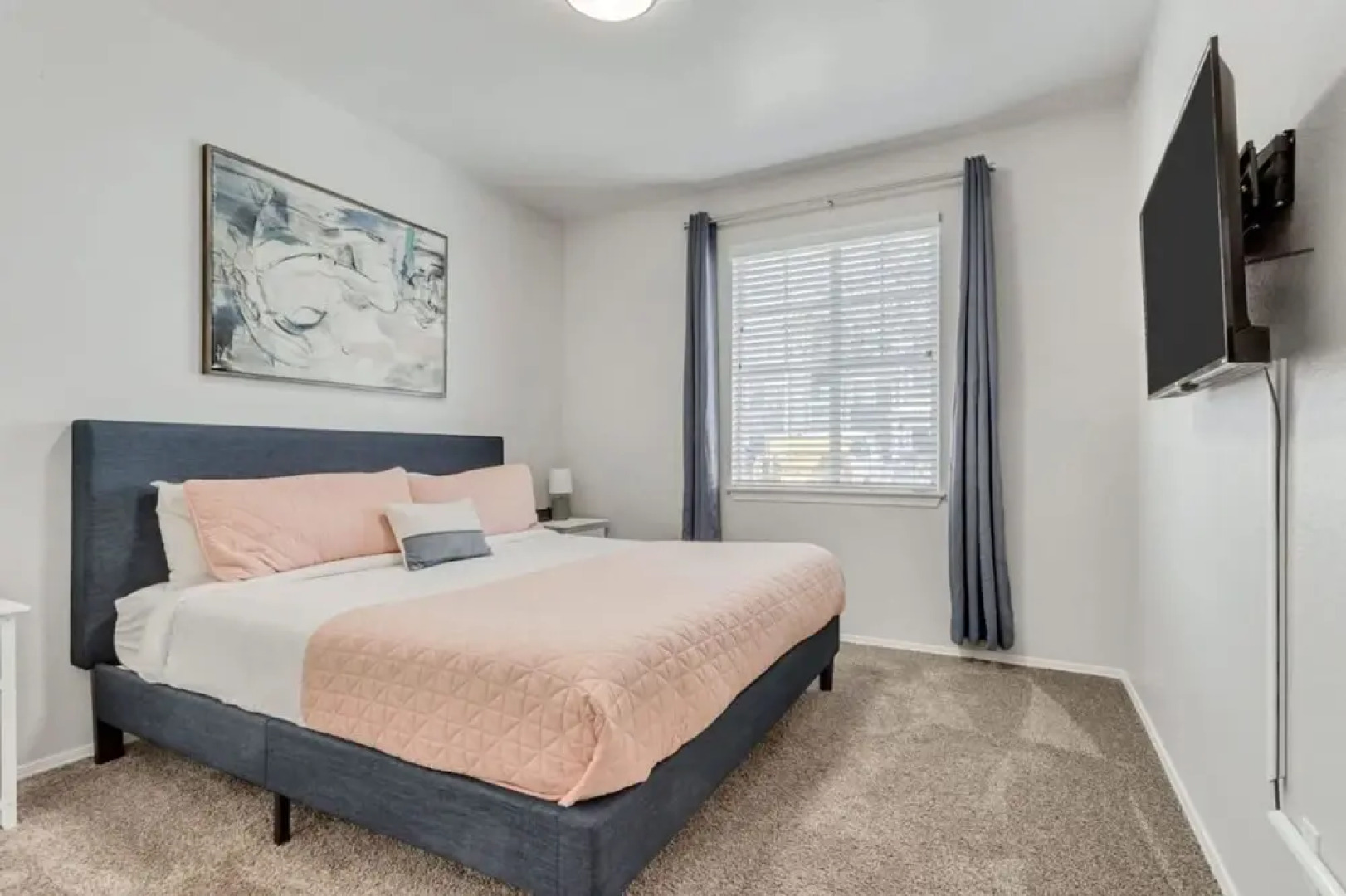 Ground Floor King Beds Pool Gym - Near Hill AFB