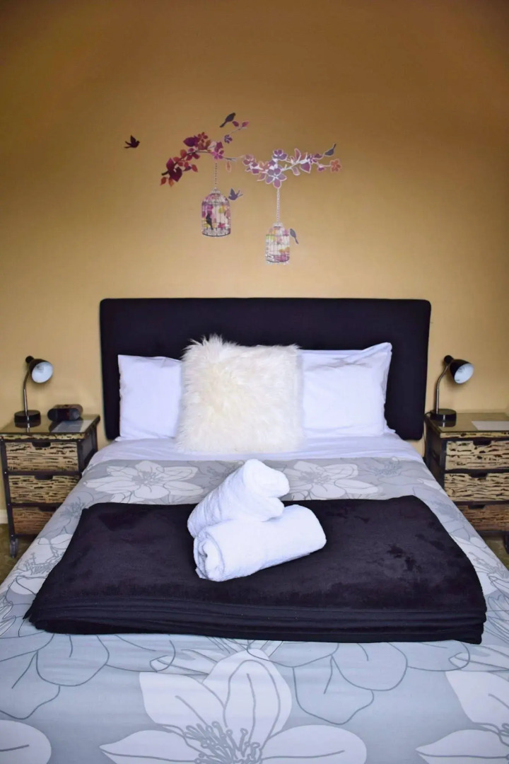 The Prince Albert Backpackers & Bar