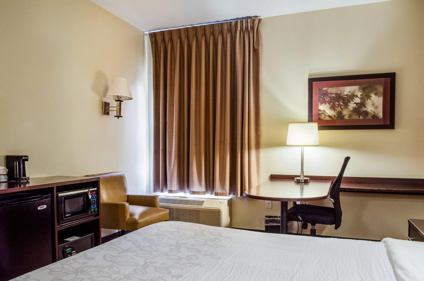 Red Roof Inn PLUS+ Boston - Logan