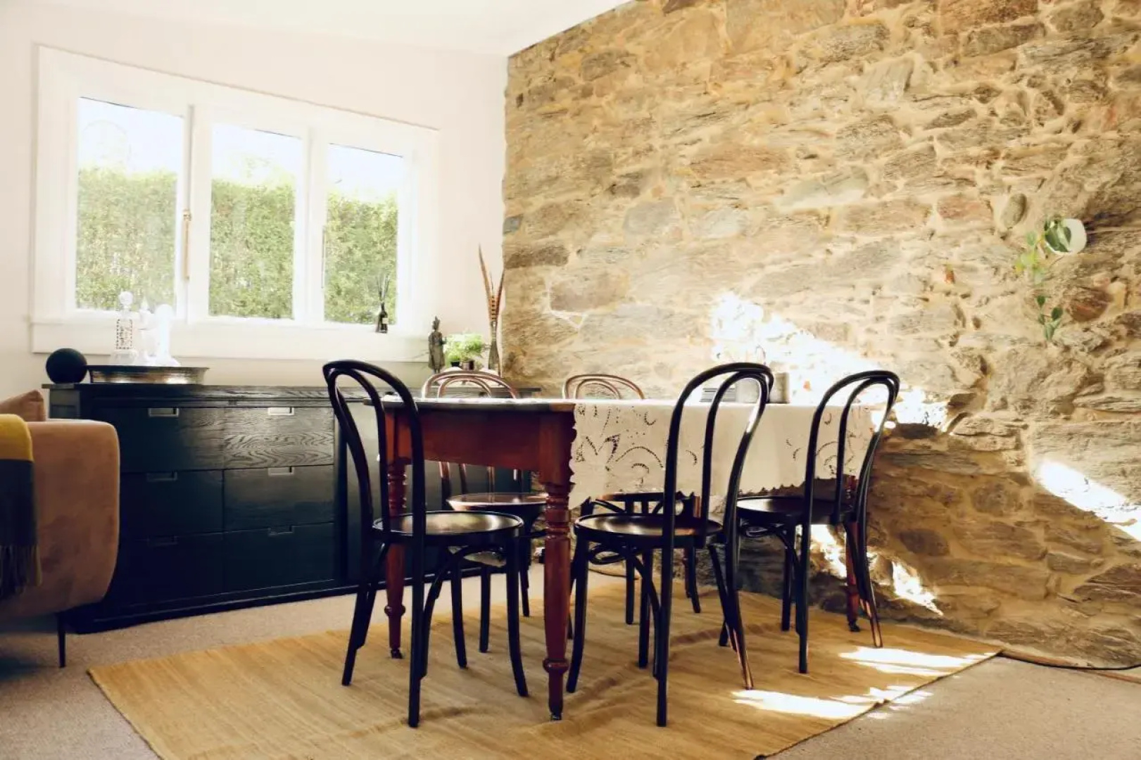 Historic Clyde cottage guest house