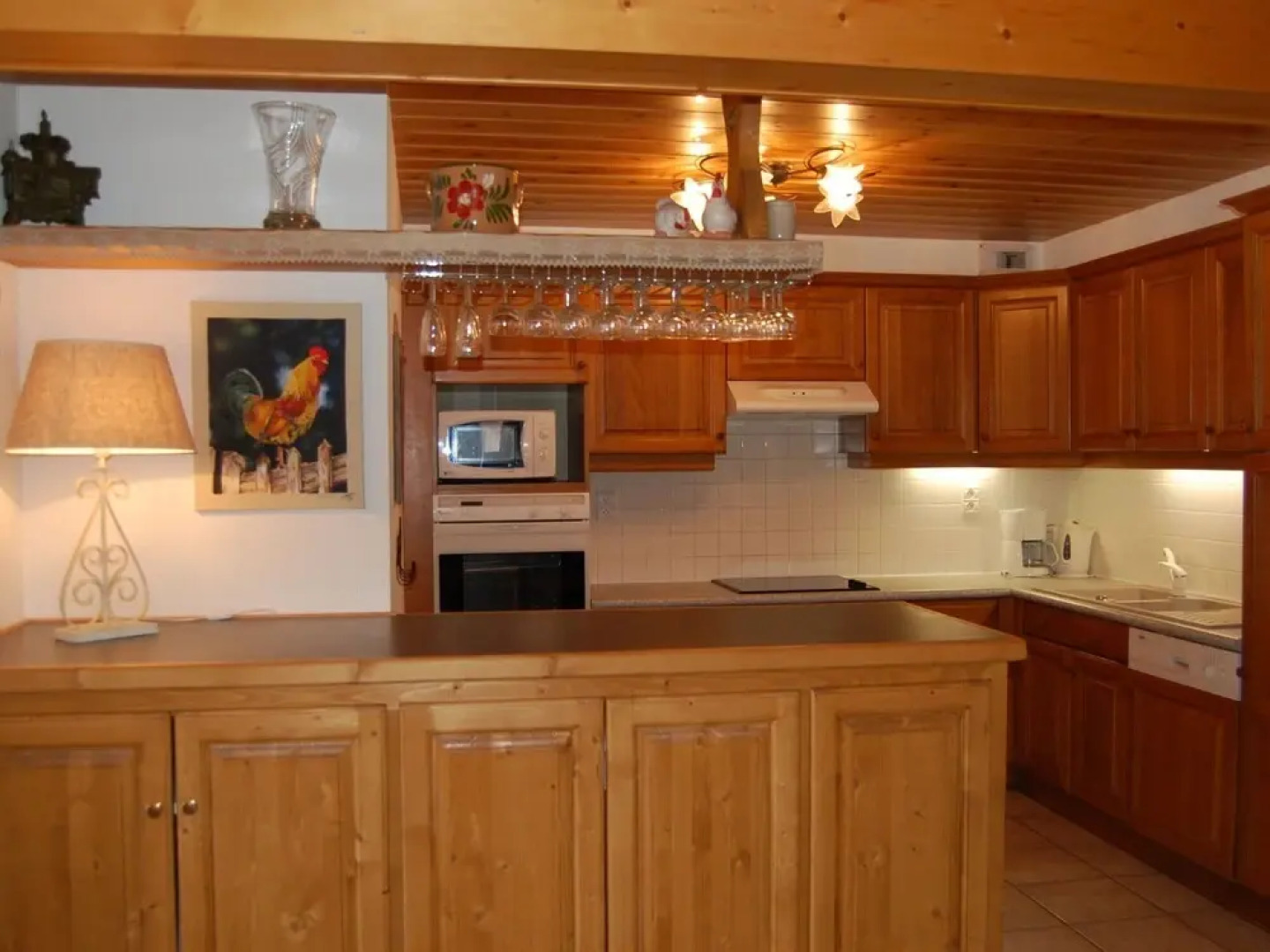 Spacious Holiday Home Near Center of Champagny