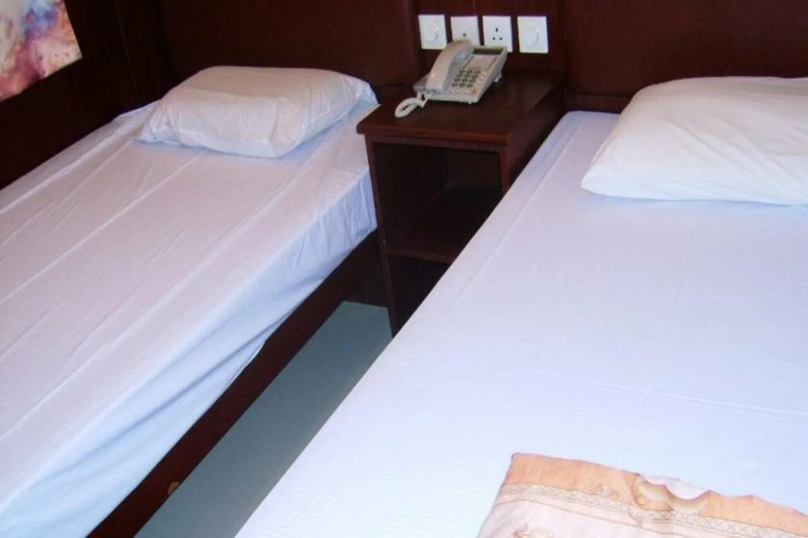 Lis Chain Hostel