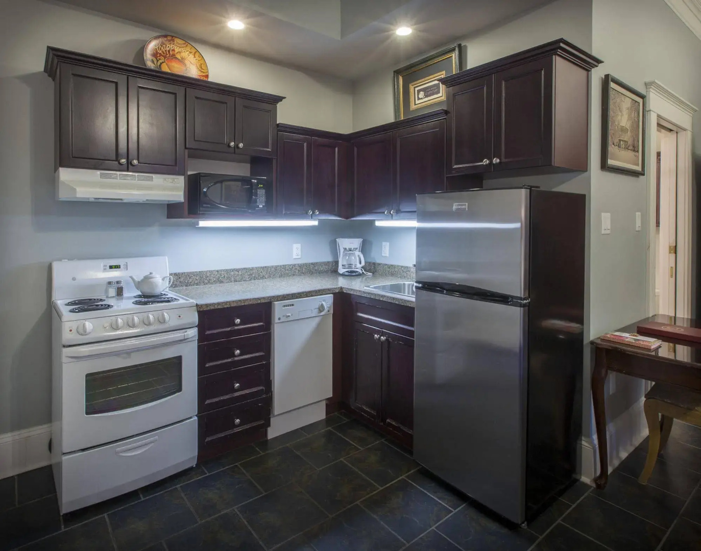 Chipman Hill Suites on Union