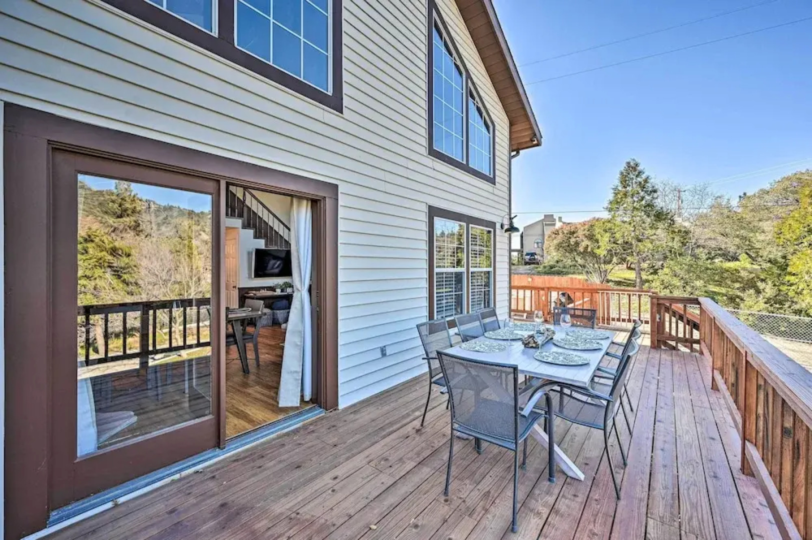 Inviting Julian Home w/ Scenic View & Hot Tub