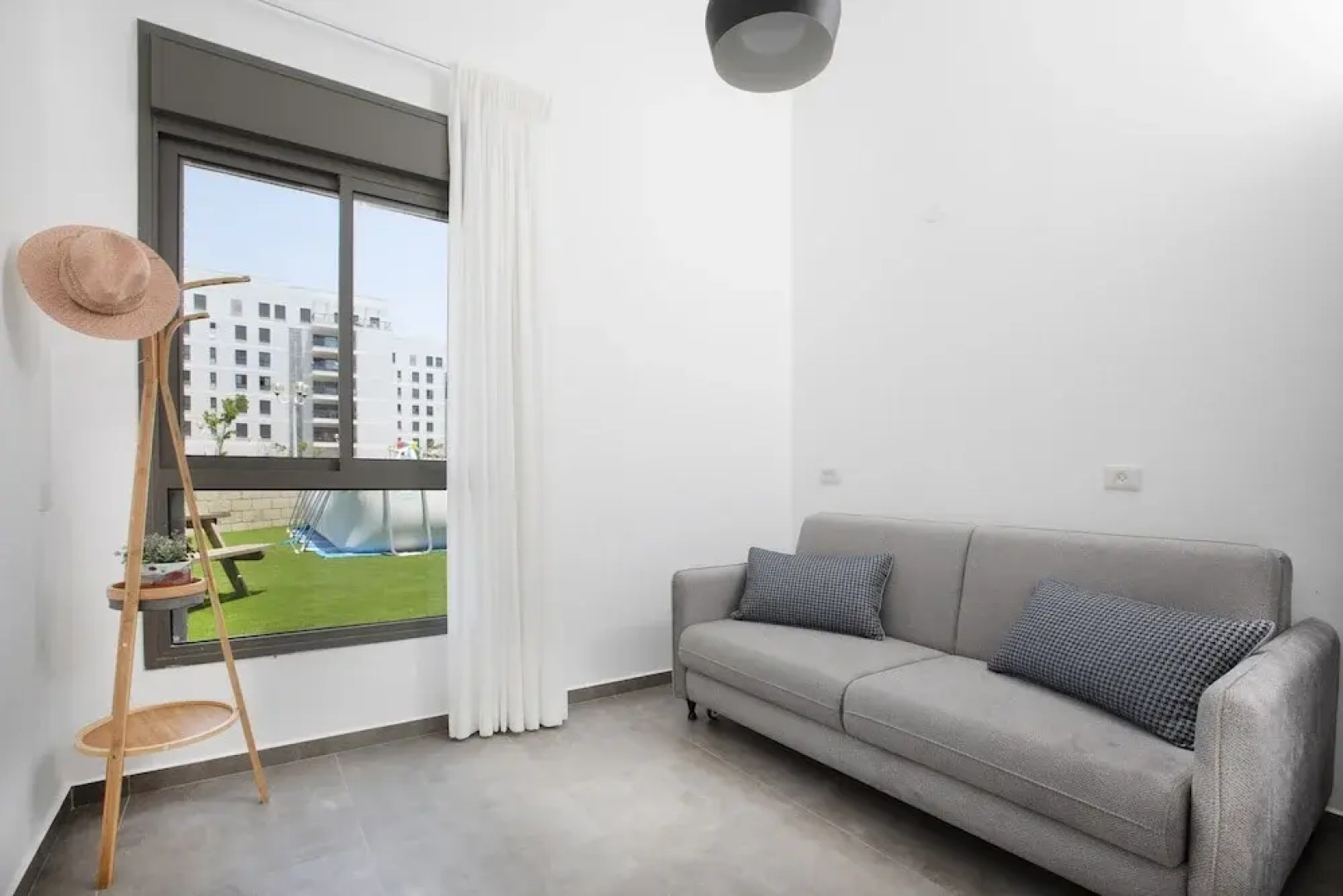 Stylish Garden Apartment near Akhziv Beach