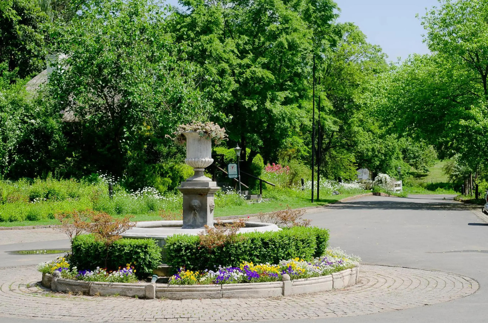 Rawdons Hotel & Brewery