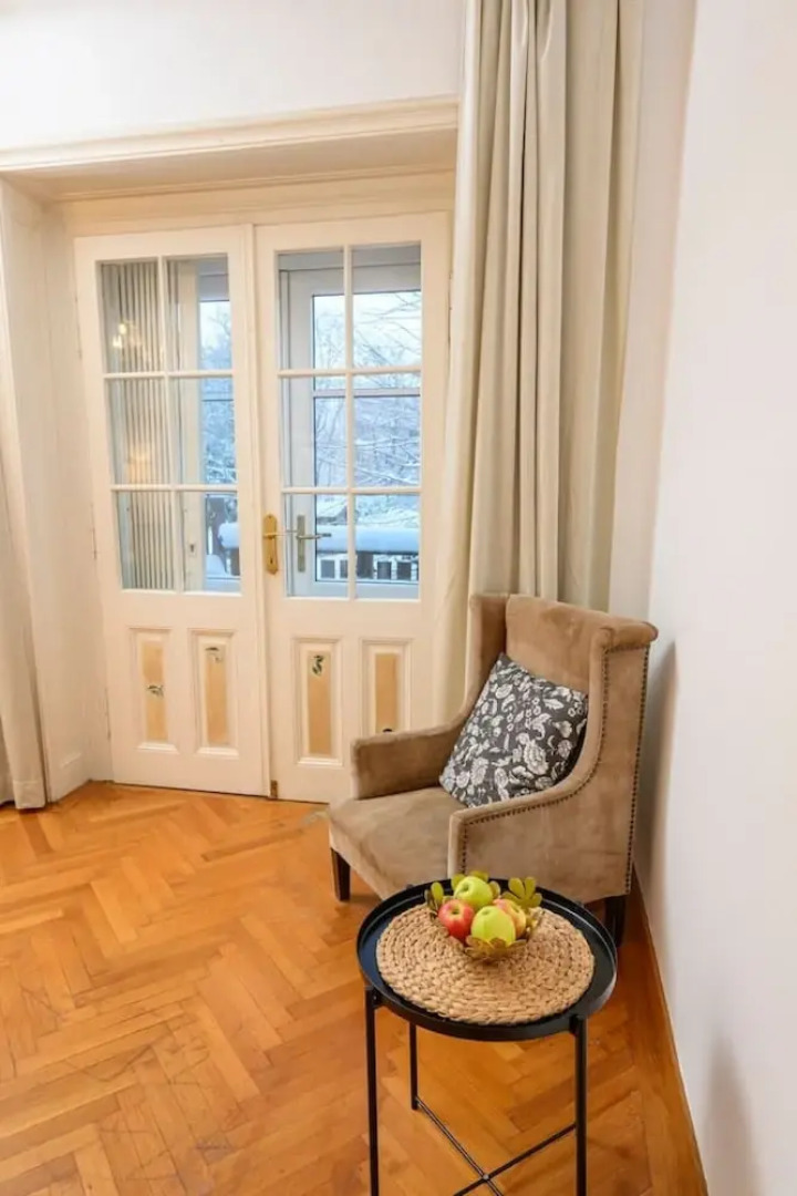 Spacious 2BR Stay for 6 Heart of Mödling