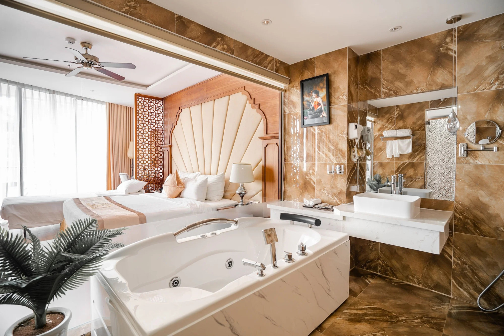 Cicilia Hotels & Spa Danang