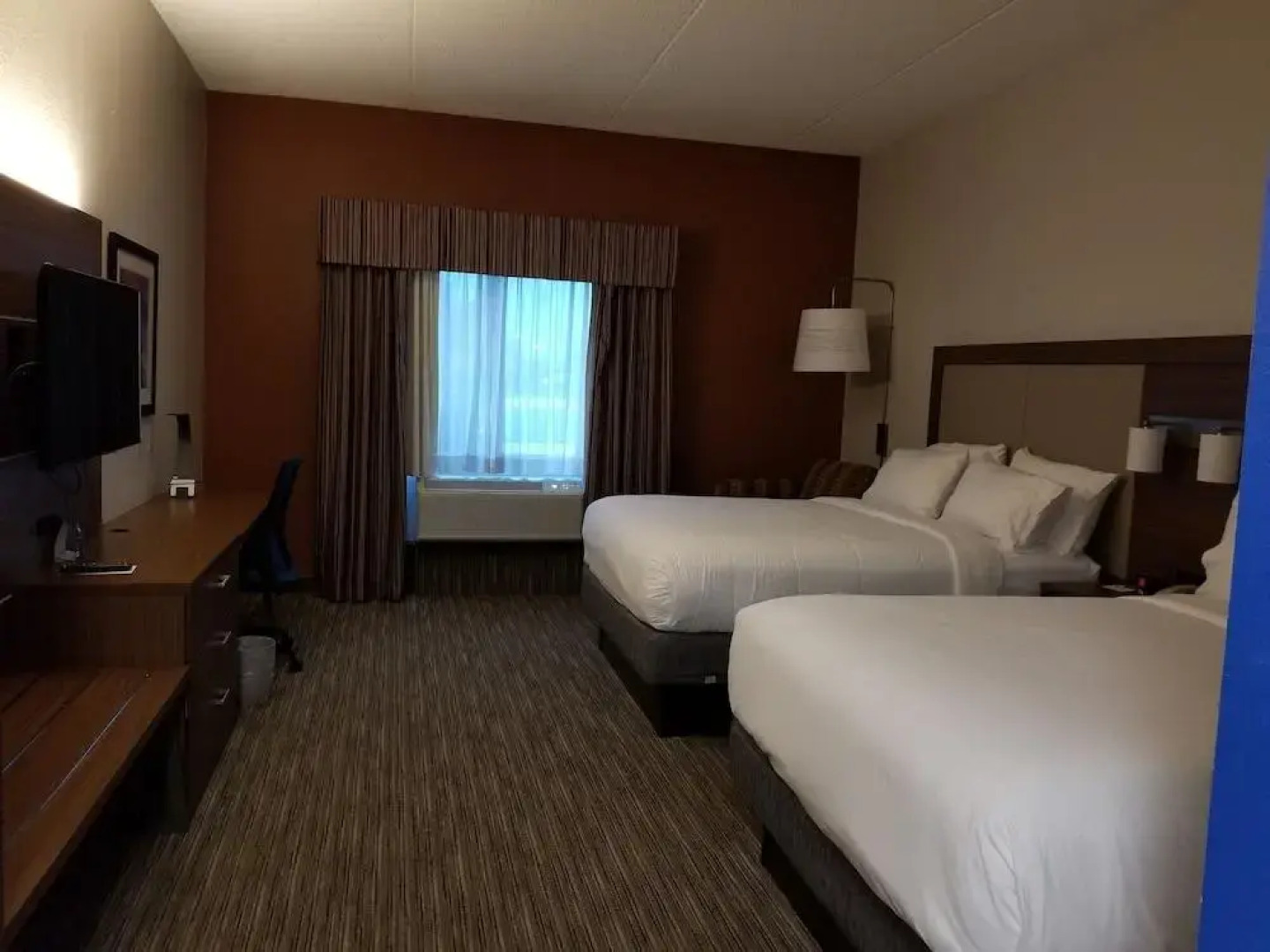 Holiday Inn Express Hotel & Suites Louisville South - Hillview