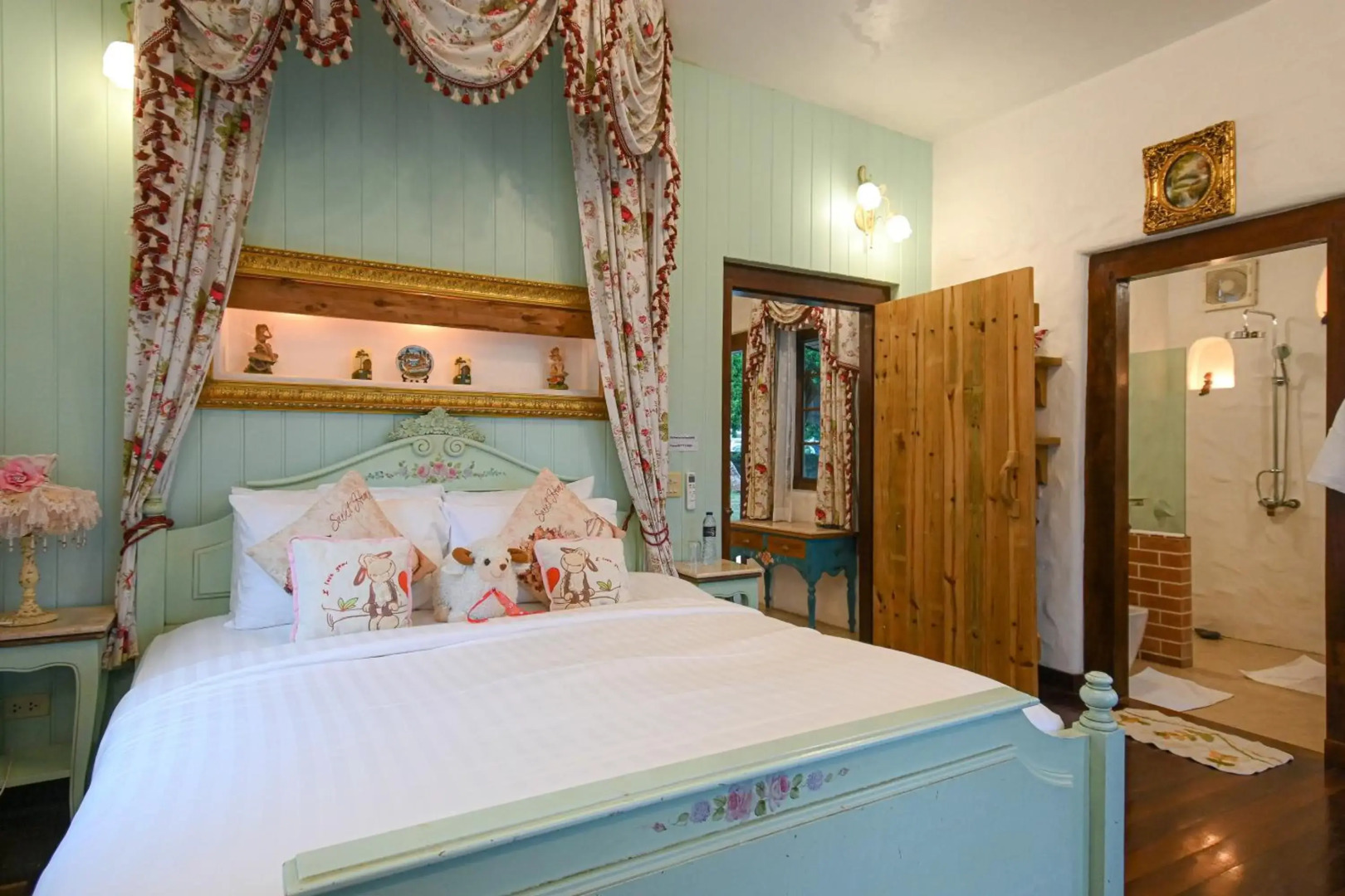 Swiss Valley Hip Resort