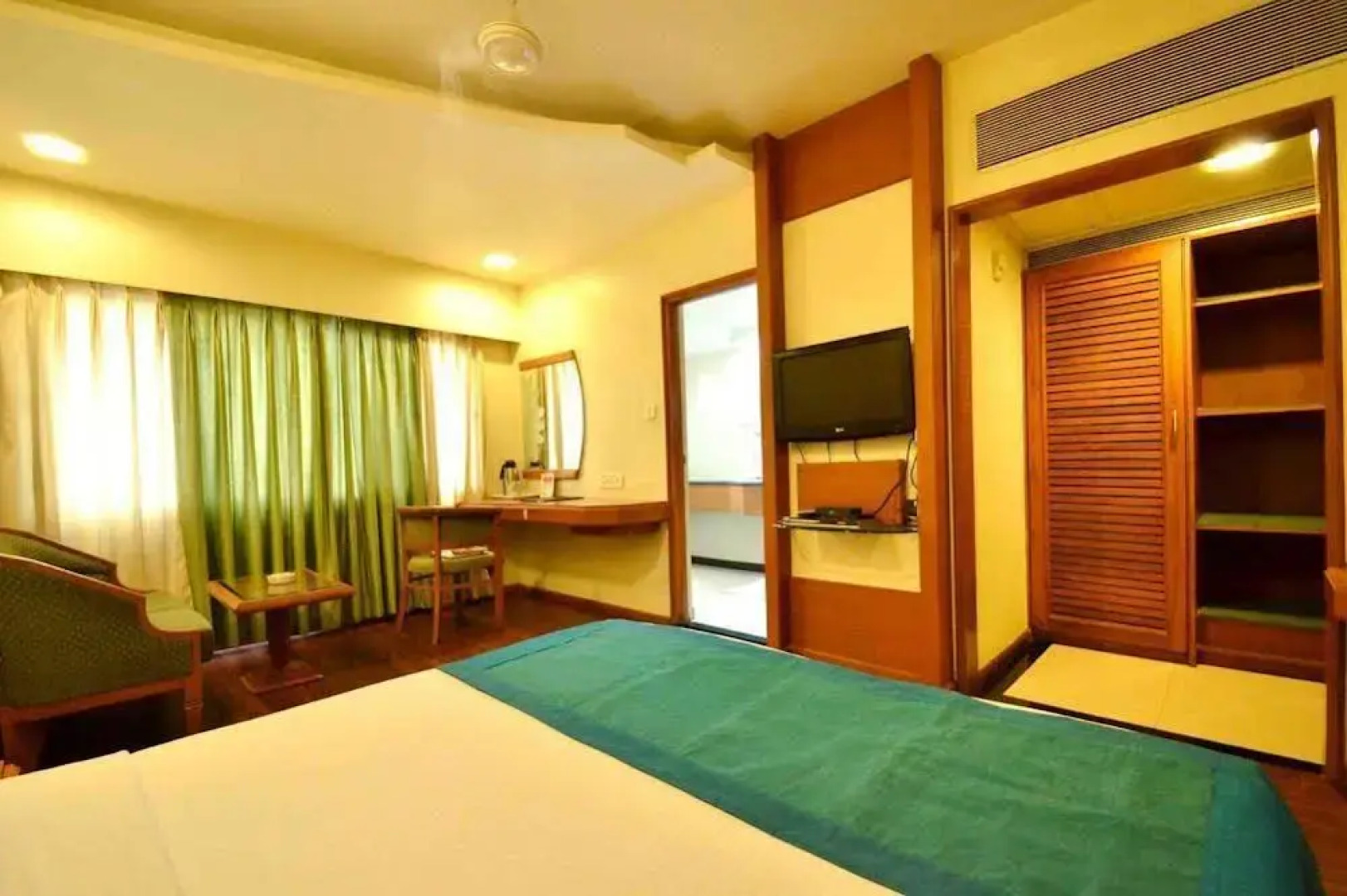 Oyo 1468 Princes Palace