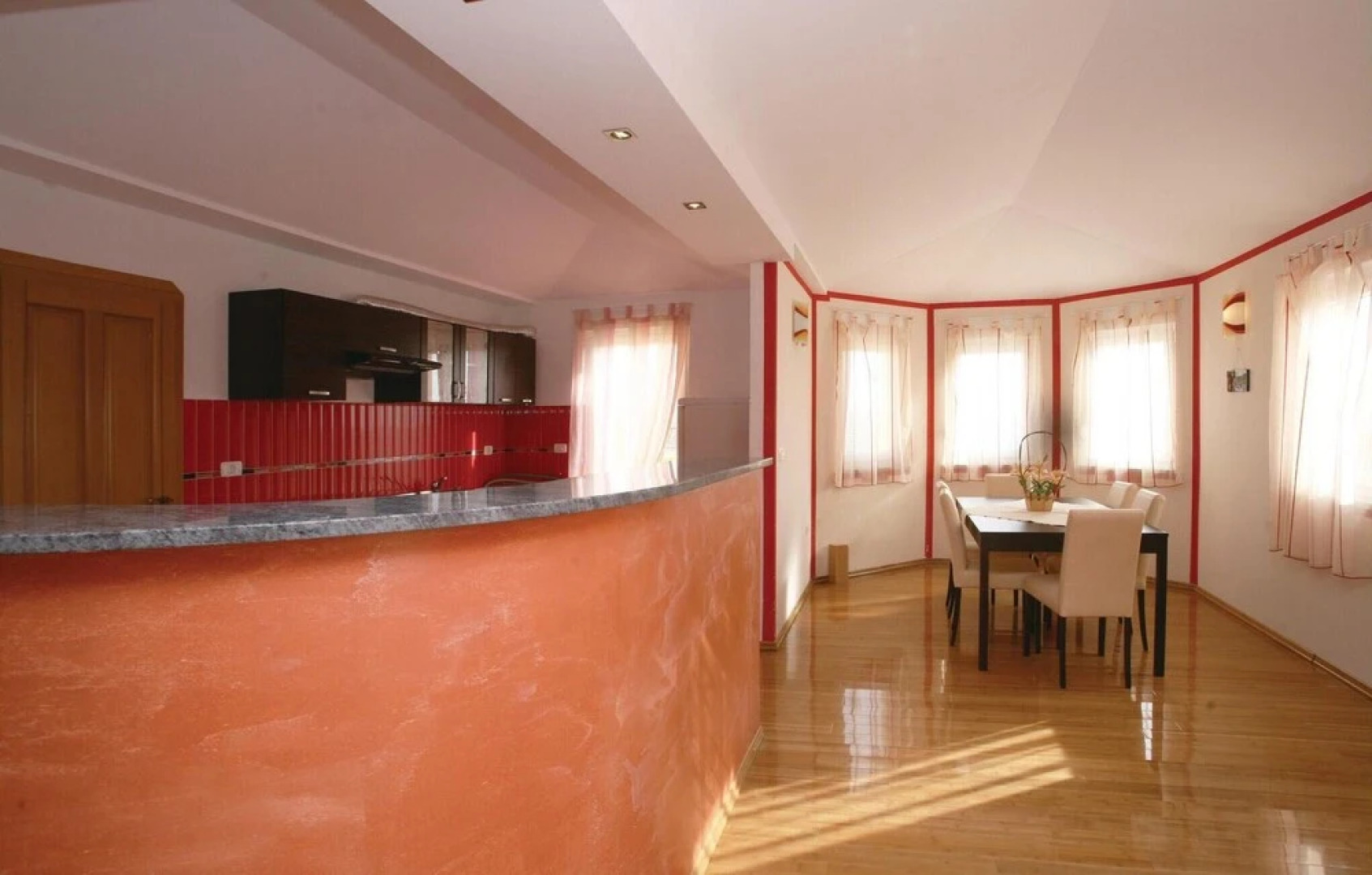 Amazing Home in Marcana With Wifi and 6 Bedrooms