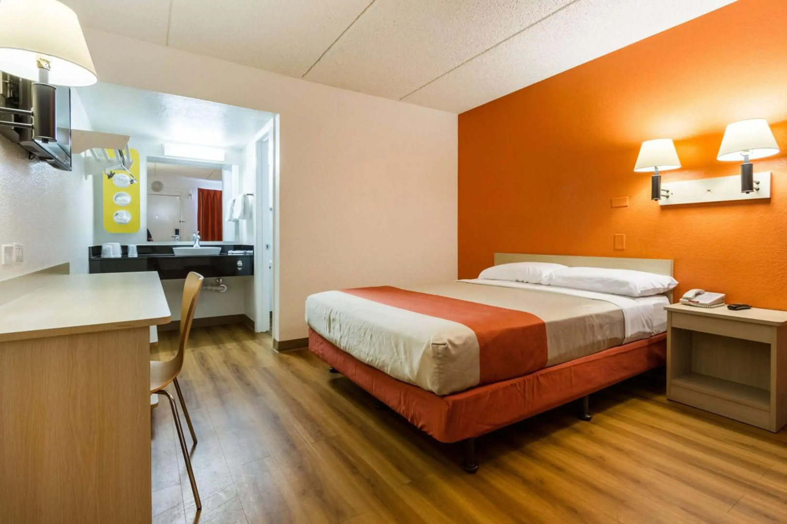 Motel 6 Tempe, AZ – Phoenix Airport – Priest Dr