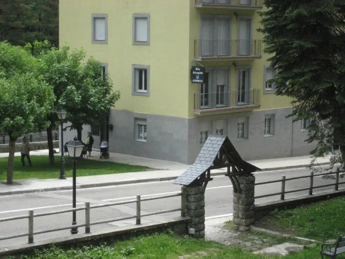 Albergue Río Aragón - Hostel