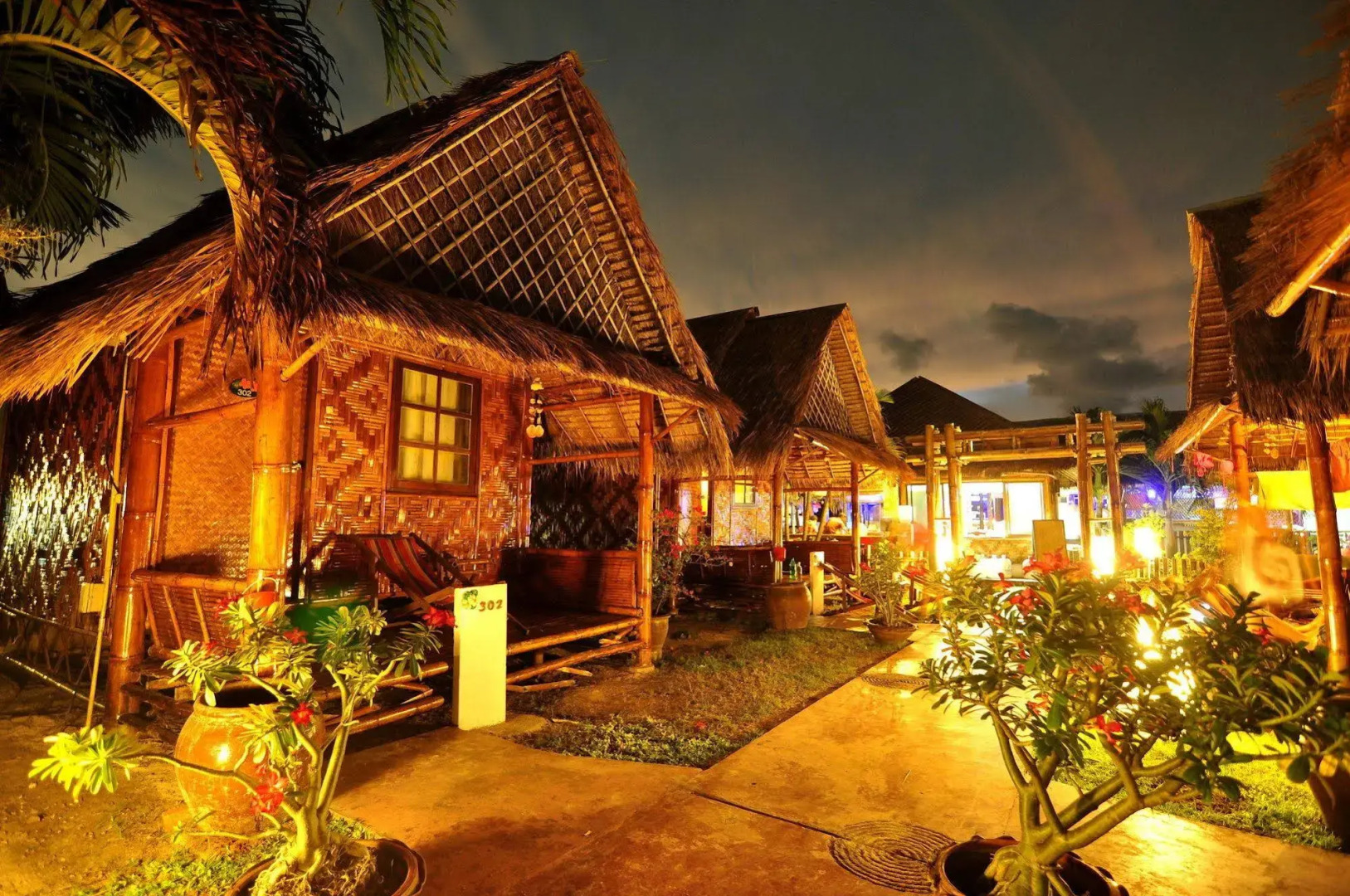 Phi Phi Twin Palms Bungalows