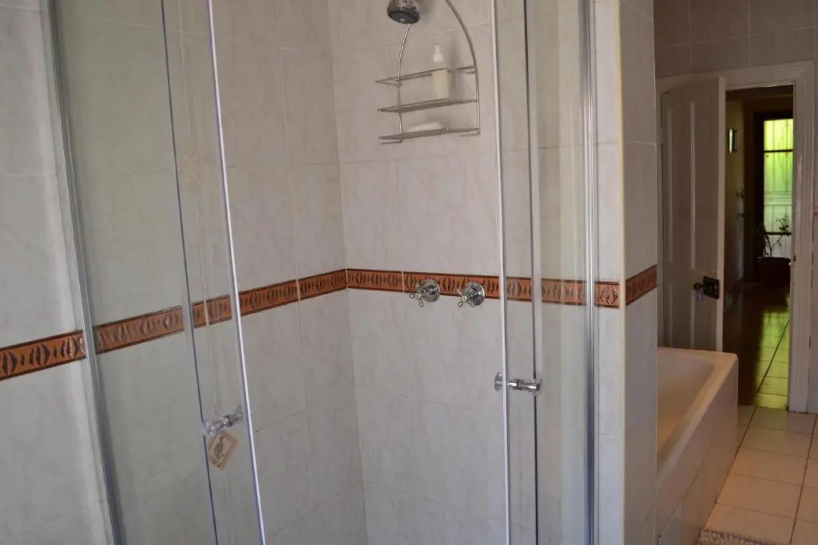 Kayalako on 4th Avenue