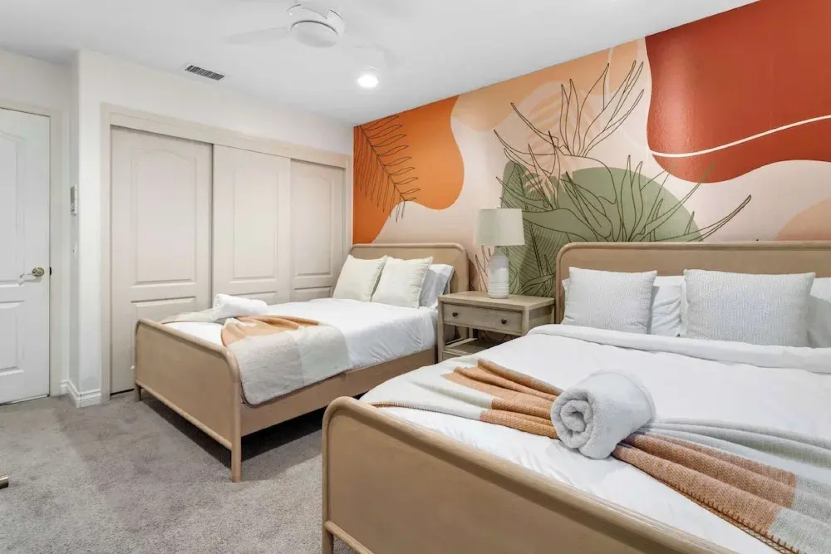 Luxury Pool Home w Theater Games & Mountain View