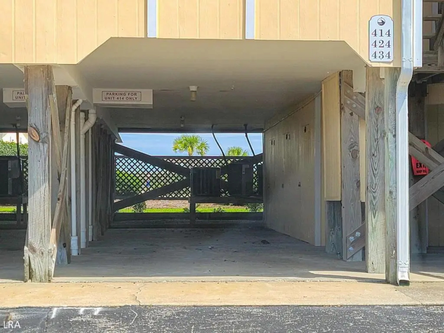 Surf Condos 414 - Dolphins Drift